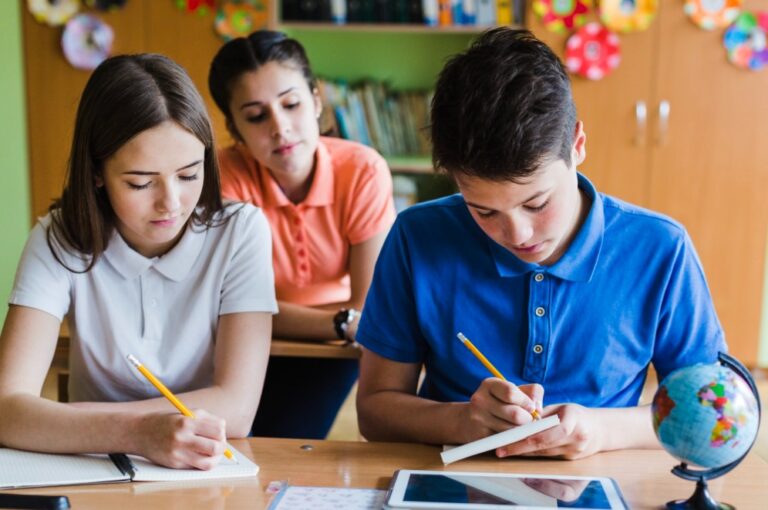 How Top-Ranked Institutions Are Personalizing the CBSE Curriculum for Every Learner