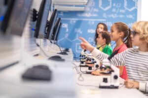 How Technology-Driven Education Systems Are Shaping Modern Schools How Technology-Driven Education Systems Are Shaping Modern Schools